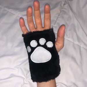 CLEAR OUT🧡 Cat/Kitty paw furry glove